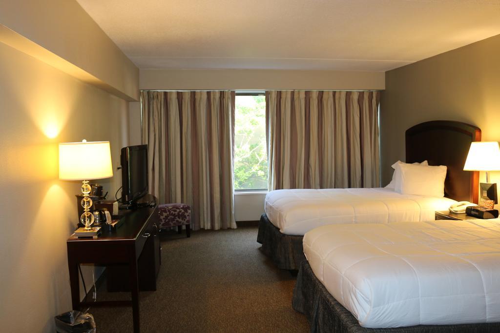 The Avalon Hotel And Conference Center Erie Luaran gambar