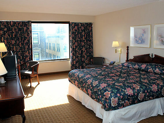 The Avalon Hotel And Conference Center Erie Luaran gambar